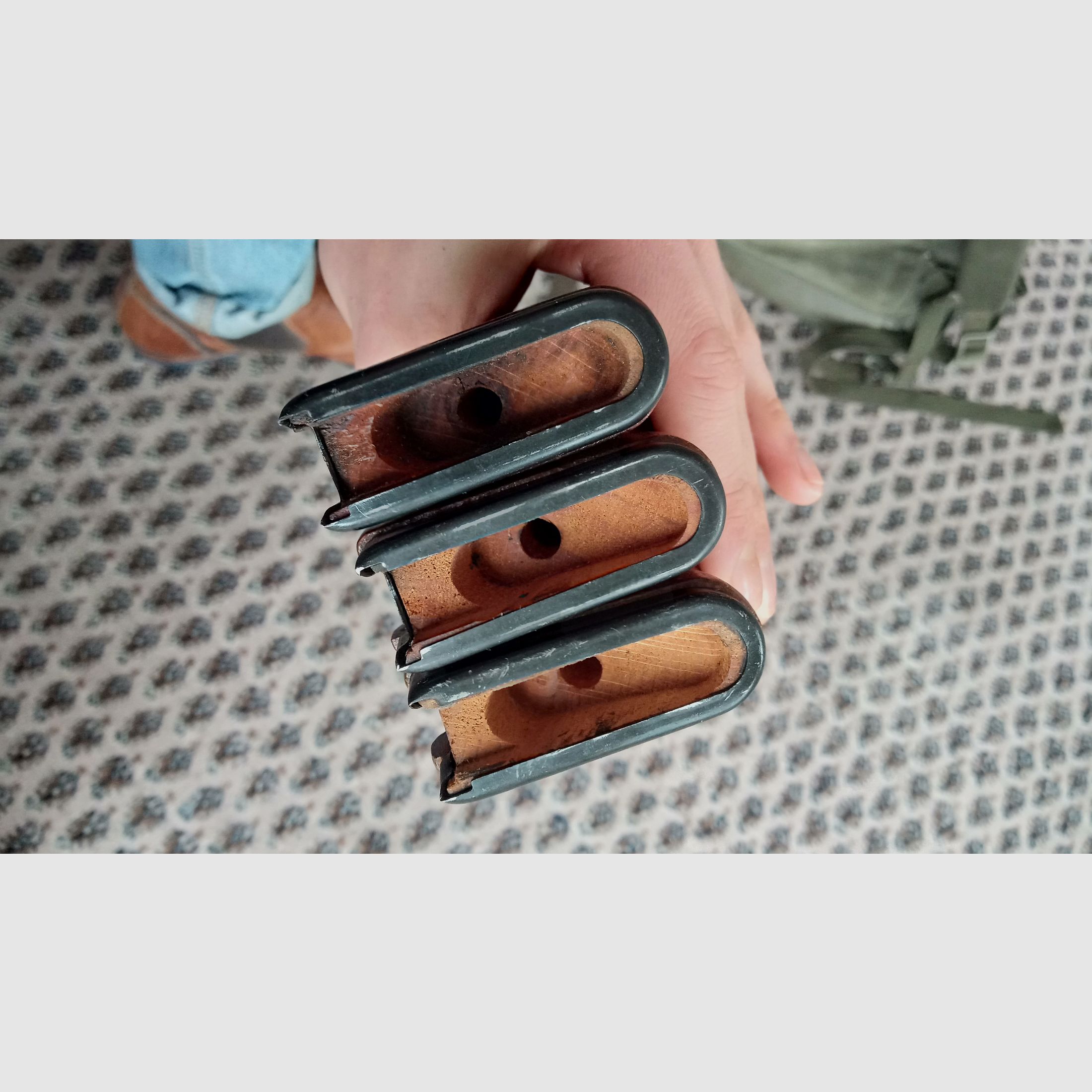 Original Ungarische AMD-63 Pistolengriffe aus Buchenholz inkl. Stahl Ferrule  // AMD 65 AK AKM Griff Buche Holz