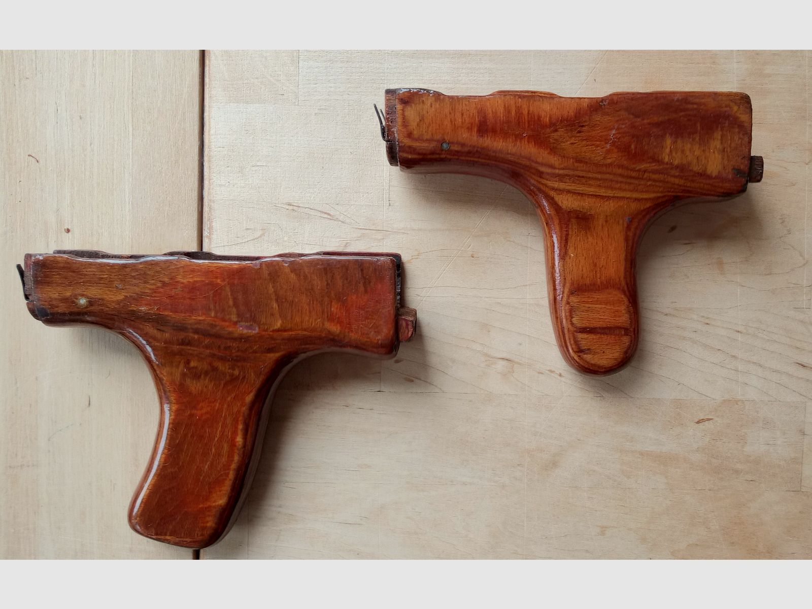 #1 Rumänischer AKMS unterer Handschutz s.g. Esel-Pimmel (Uluc) für Unterlaufklappschaft Schichtholz Romy Dong PM md.65 & oberer Laminat Handschutz russisch.