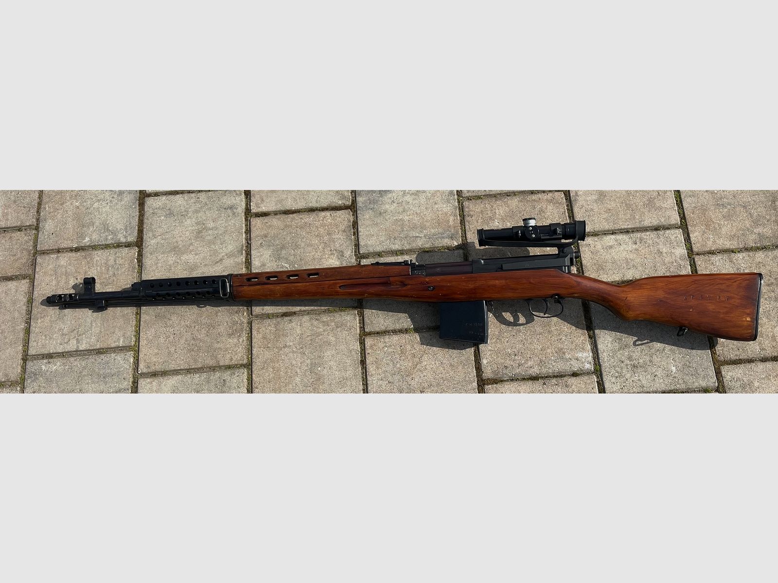 Vends Tokarev SWT-40, en tant que fusil de sniper, SSG au calibre 7,62x54R