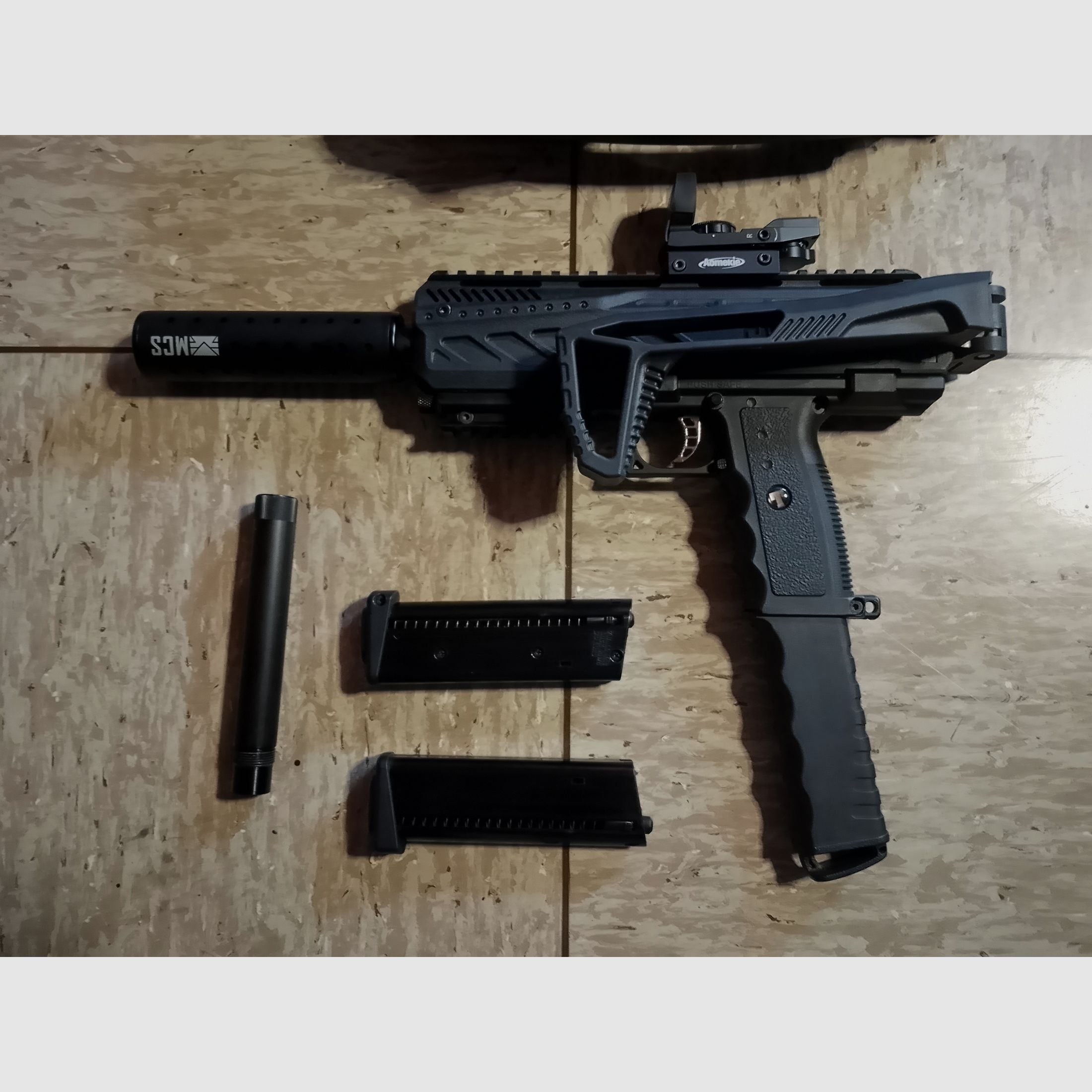 Tippmann Tipx mit MSC Body Kit Markierer .68 mit Zubehör Paintballs CO2 Set Visier Rot Grün Punkt 