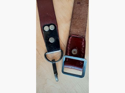 Correa de cuero soviética exacta rusa AK47 / AKM // Correa de rifle cinturón de armas correa