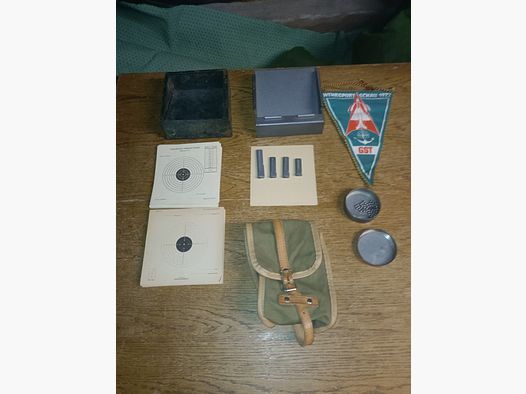 Hähnel 4 magazines, ammo boxes, accessory bag, pennant