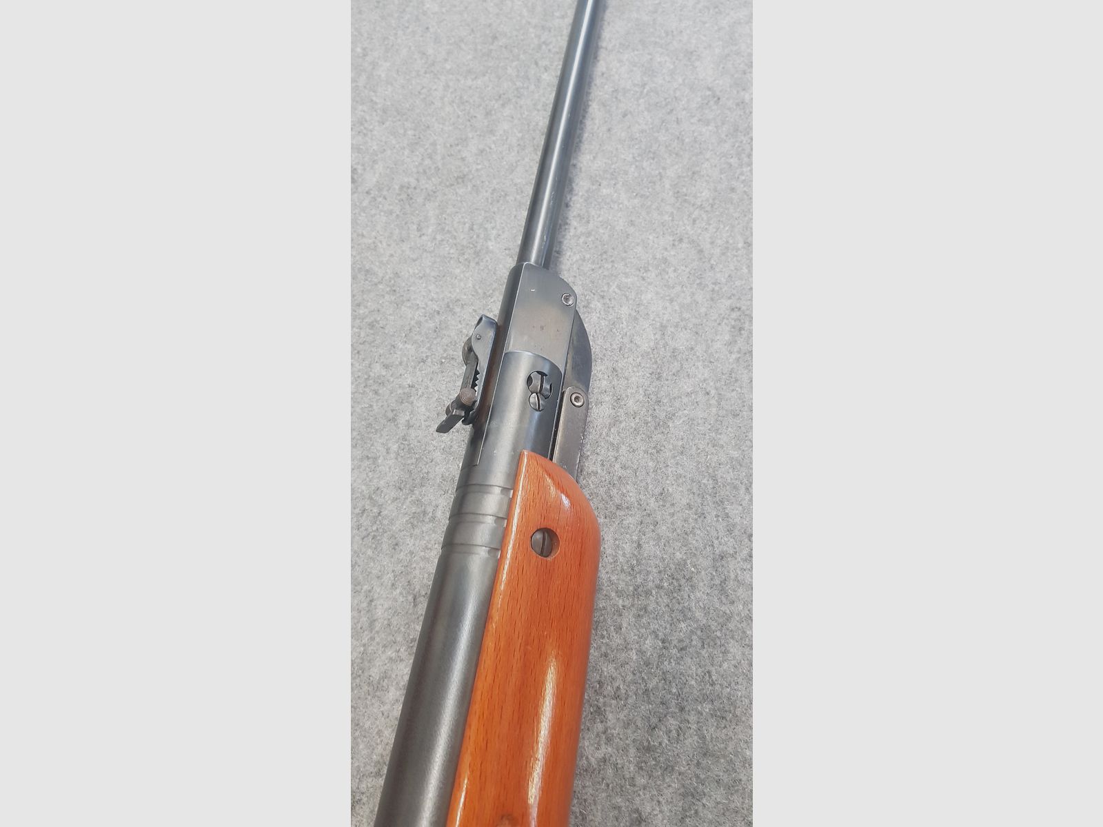 Seitlich verschraubt !!!  Seltene Ausführung  schönes Haenel Mod.  III-284   III 284 cal. 4,5mm Diabolo