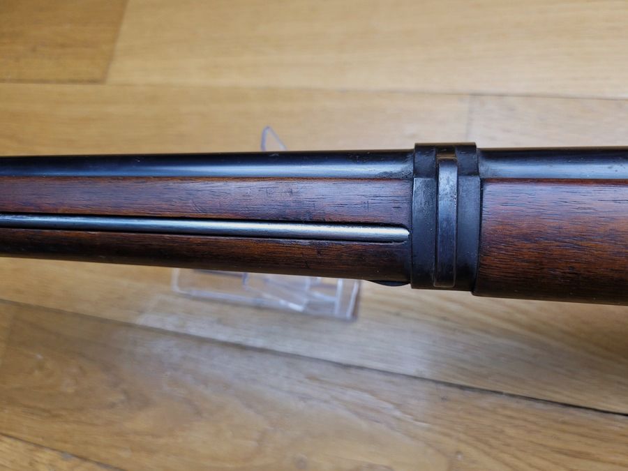 Rarissime und wunderschöne Berthier 1890 Kavallerie Büchse » 2. Typ » – in drei Schüssen und Originalkaliber 8×51 – fast alle verschwunden durch Umstellung auf Standard 1916 und später – 100% Originalkonfiguration – vollständig monomatrikuliert bis zur Reinigungsstange – Museumszustand!, Bild 19 von 30