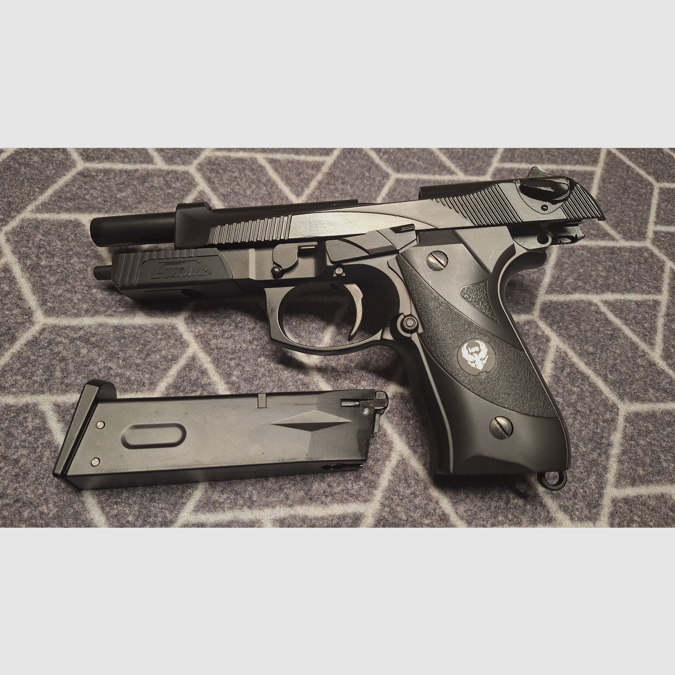 Beretta 92 Replik GBB Pistola Airsoft HG-192B-C - NUEVO!