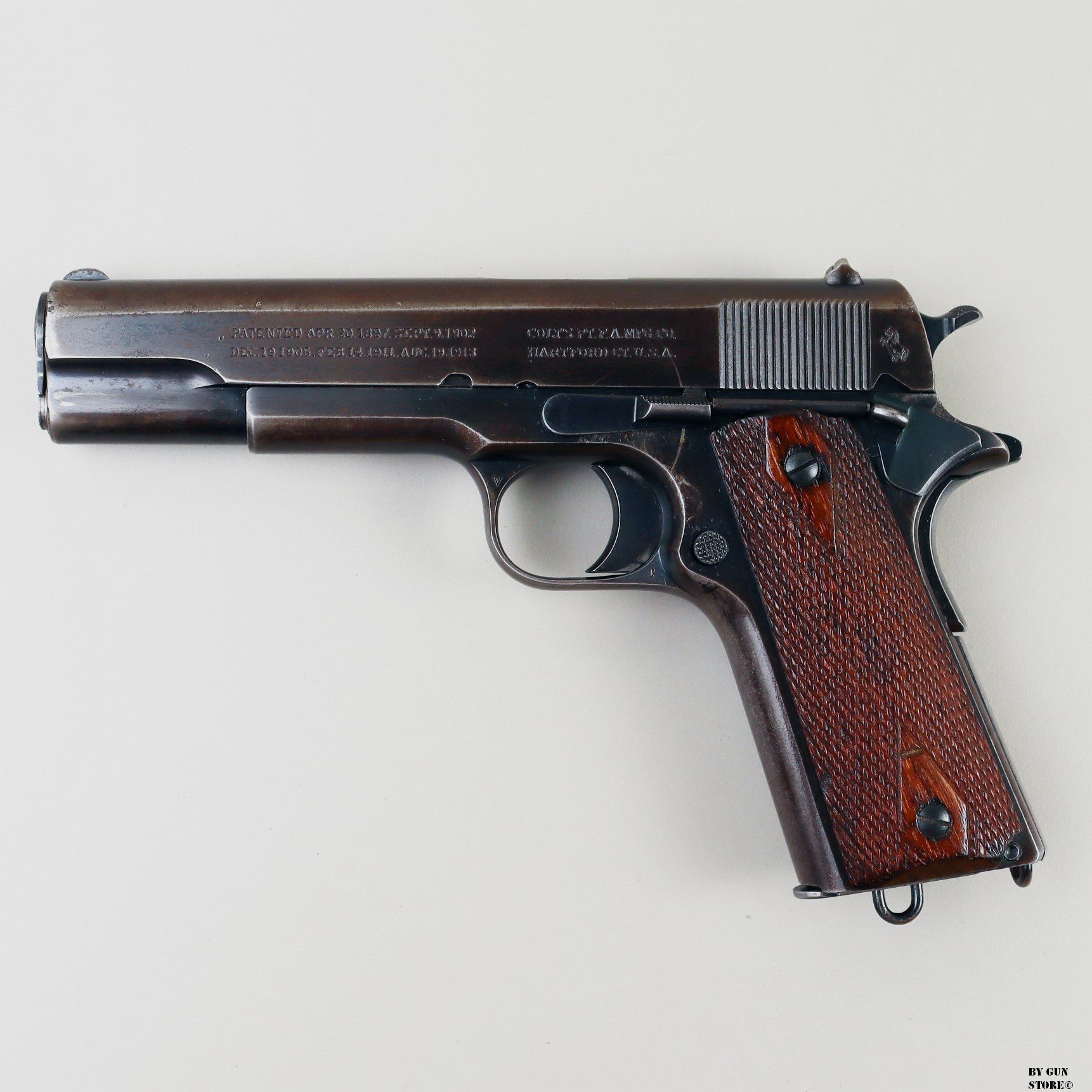 Colt pistol mod. 1911 Commercial cal. 45 ACP matr. C61530, image 1 of 18