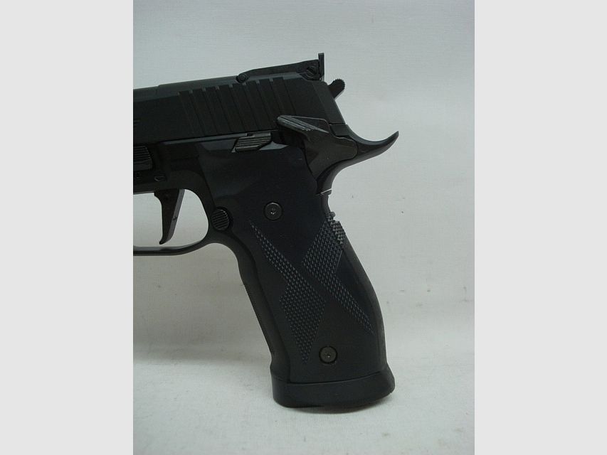 P226 X-Five Kal.4,5mm - Diabolo,BlowBack,20Schuss