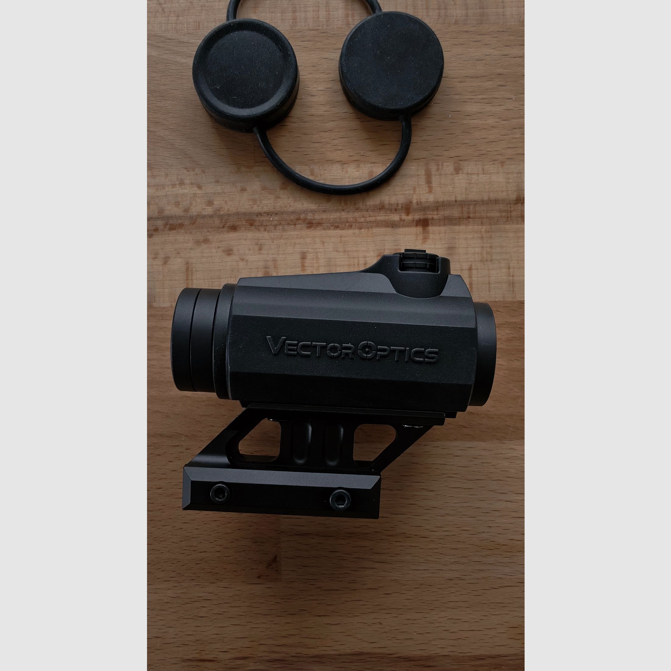 Red Dot und Vergrößerungsglas von Vector Optics