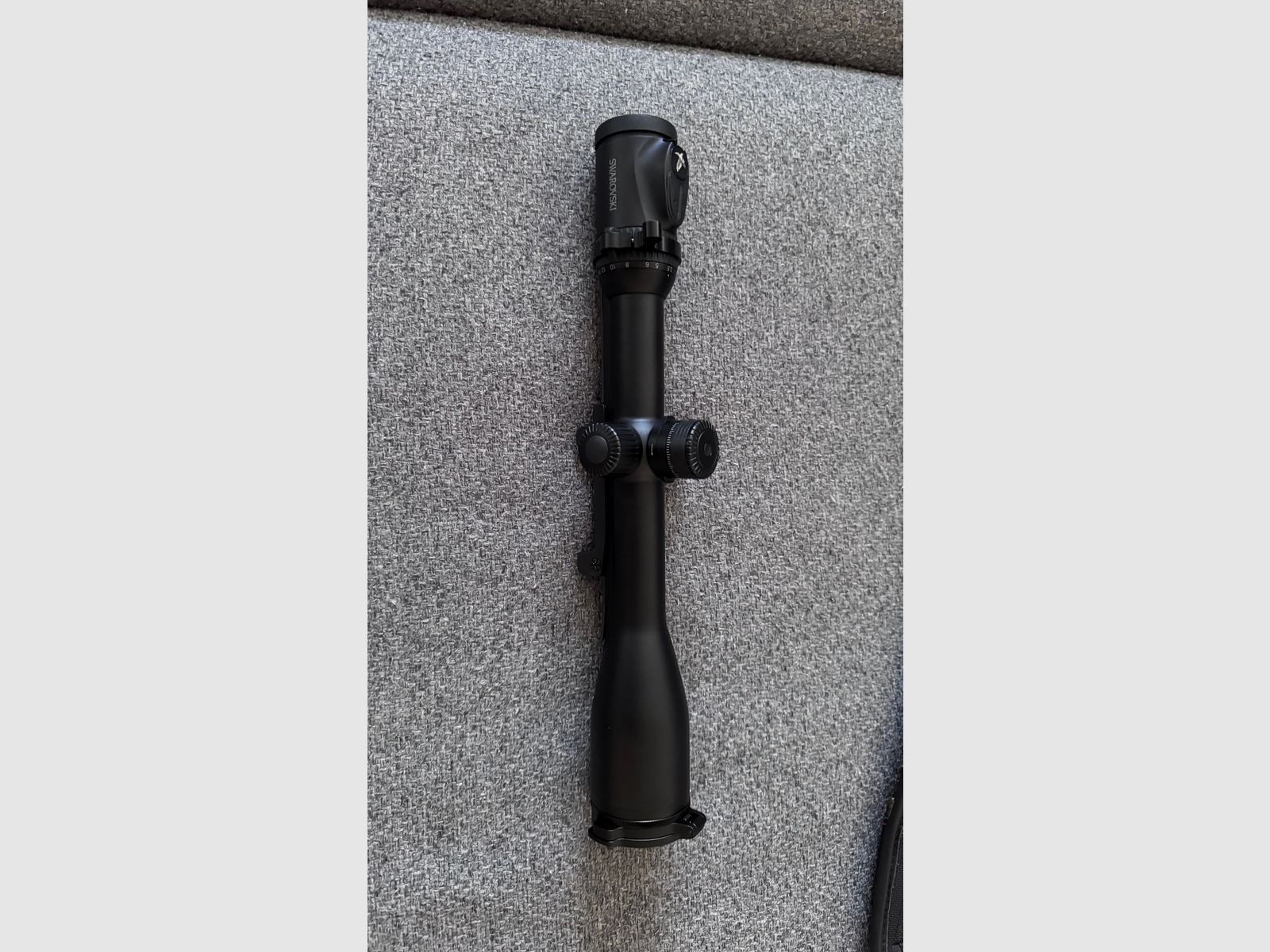 Swarovski Z8i 3.5-28 incl. BTF, cover and throw lever