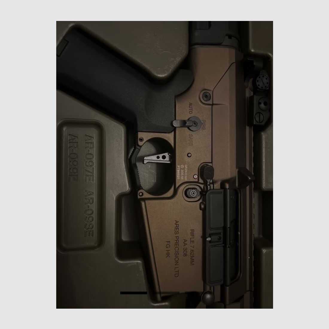 AR-308M in Mitternachtsbronze AR-098E