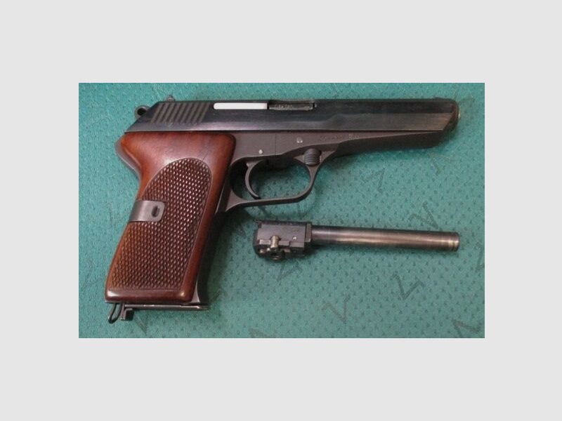 Pistolet CZ M52 9mm Luger z wymienną lufą 7,62mm Tok, zamek rolkowy 52