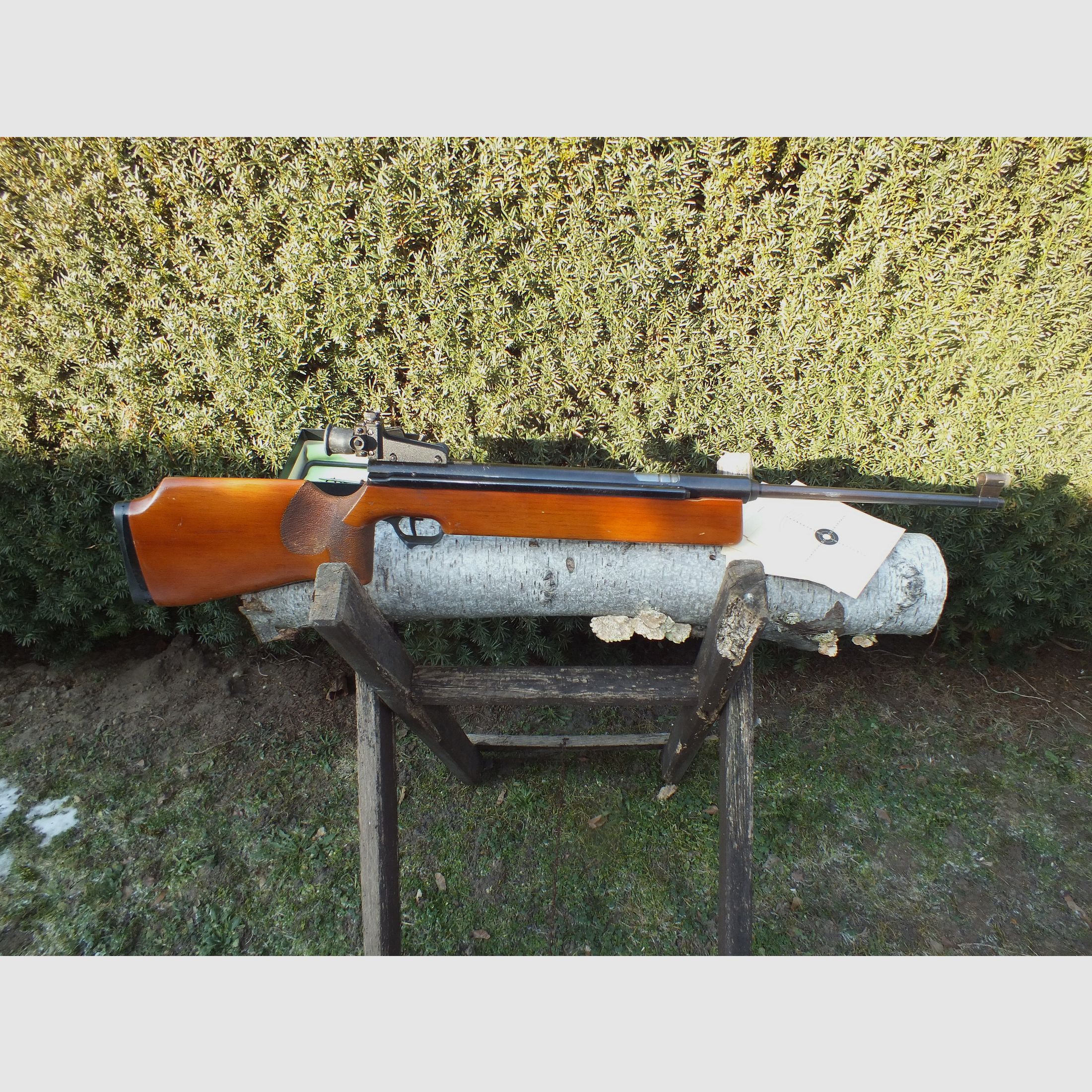 DDR-Luftdruckgewehr Haenel 312, Seitenspanner