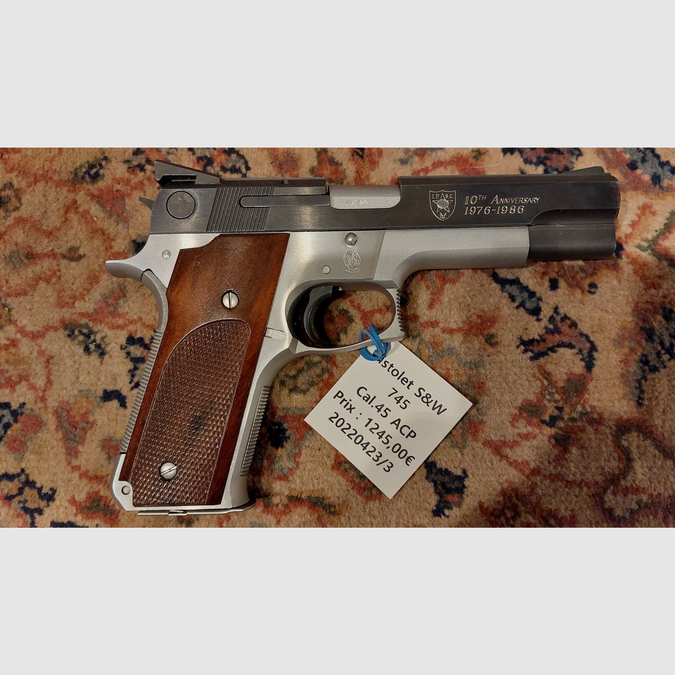 Pistole S&W 745