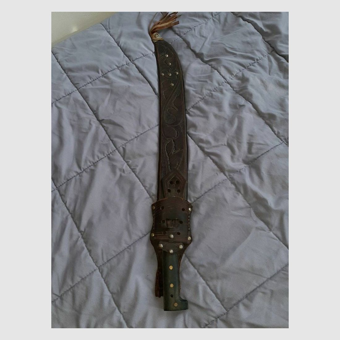 SCHEUNENFUND, eine über 40 Jahre alte MACHETE mit Hersteller Gravur 