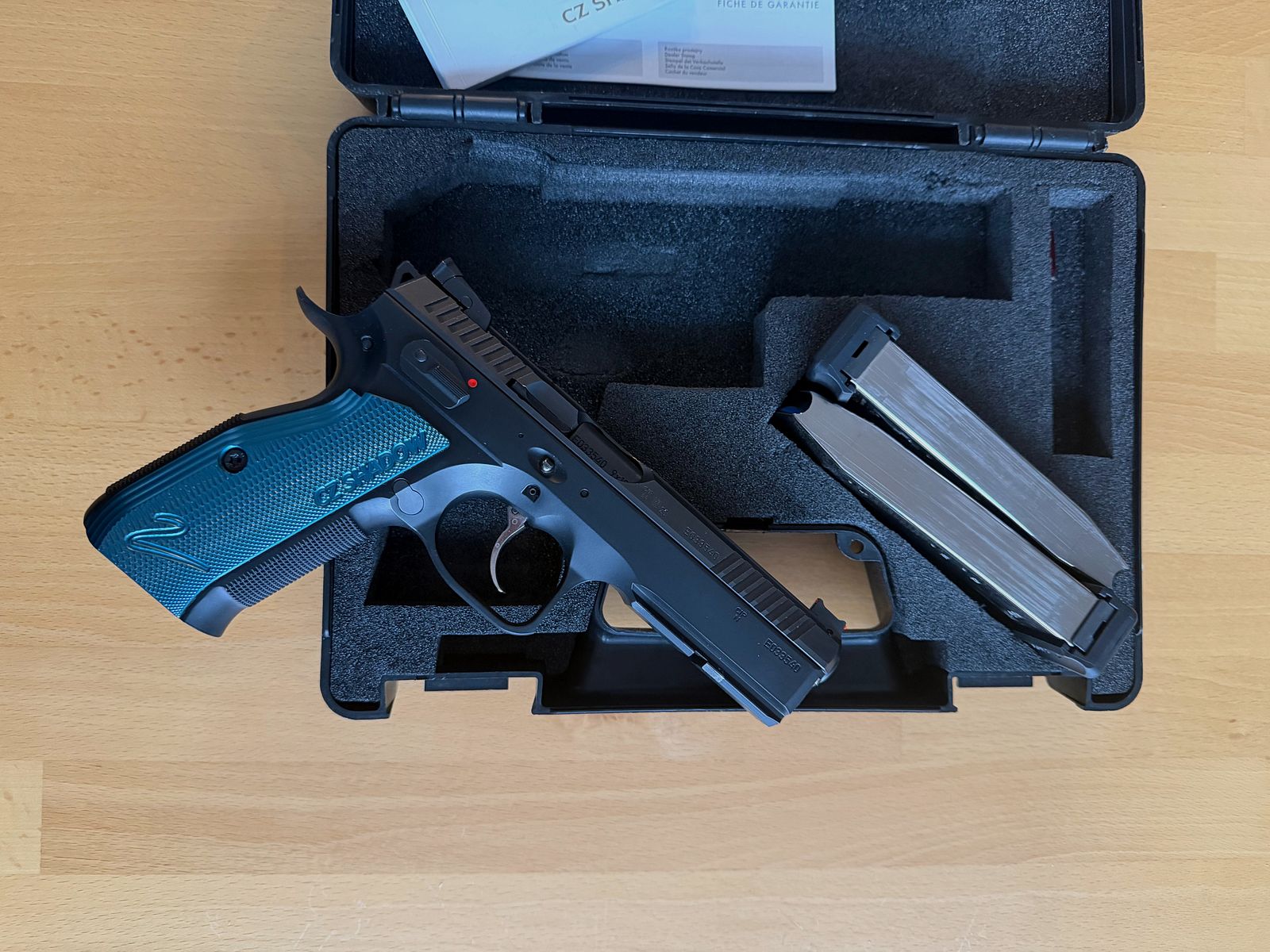 Pistola CZ 75 SP-01 Shadow II Azul Shadow 2 9mm Luger