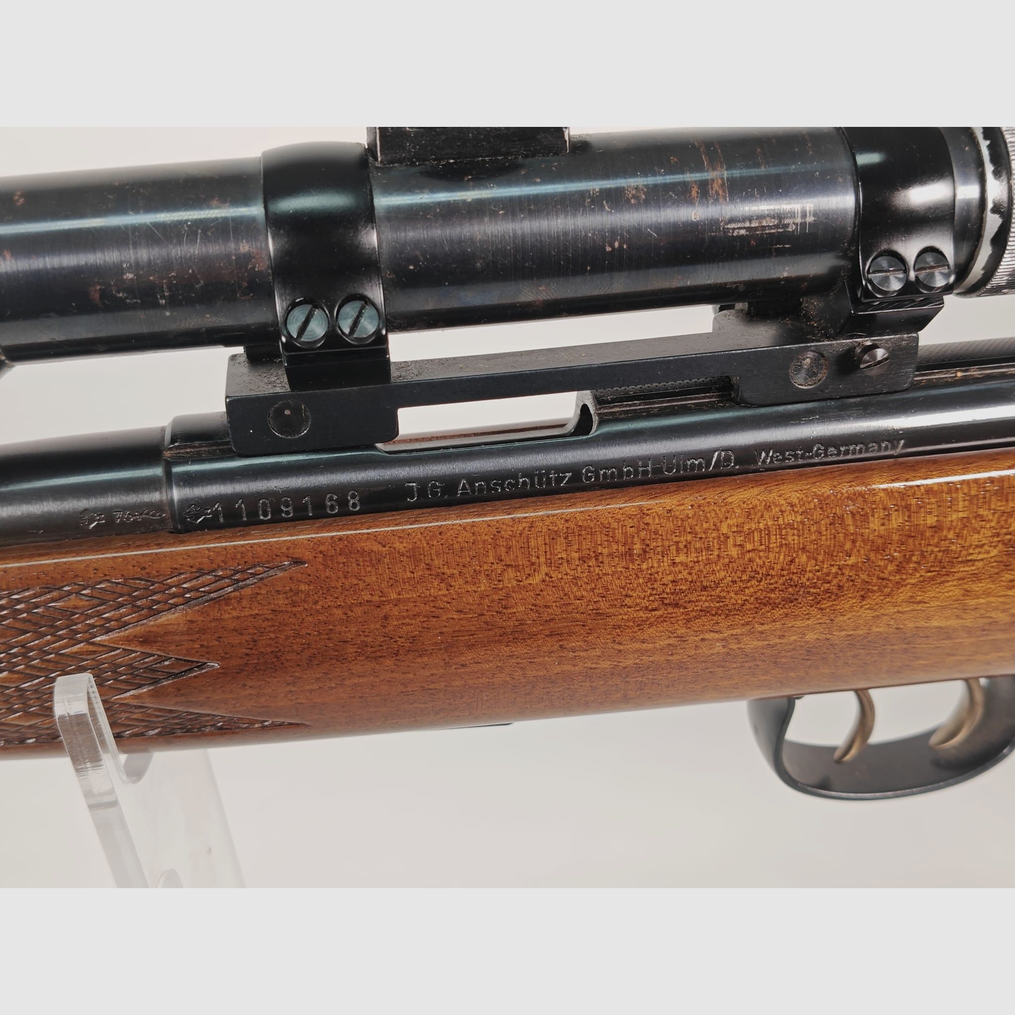 Anschütz 1415/16 rifle de repetición de calibre .22lr