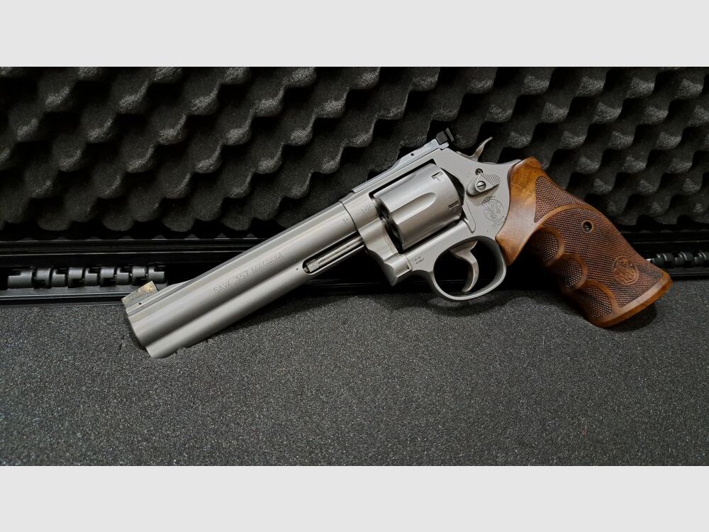 Smith & Wesson 686-6 Target Champion, image 2 sur 5