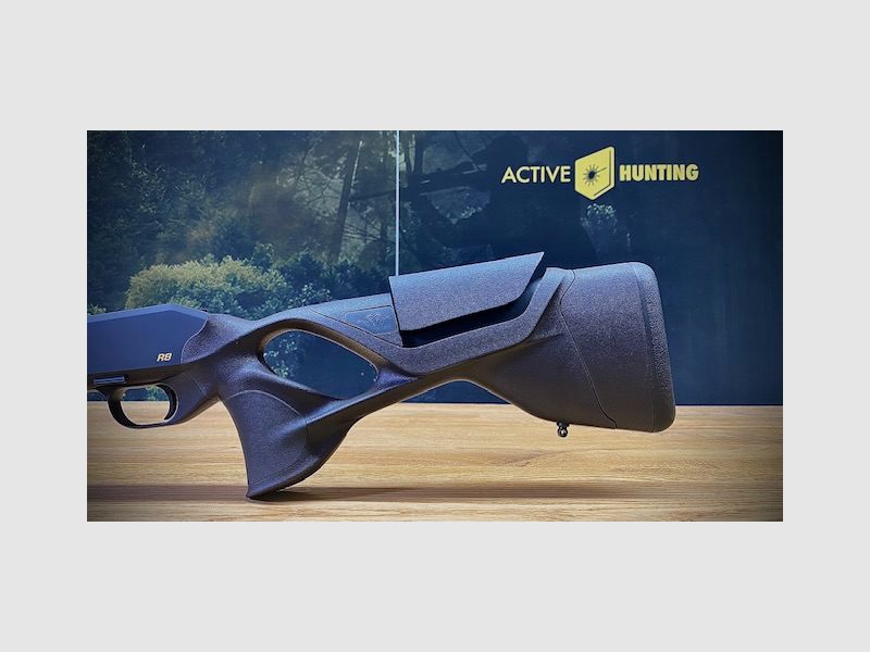 Blaser R8 Ultimate Schäftung / Schwarz-Braun / 17mm Kontur / verstellbarer Schaftrücken