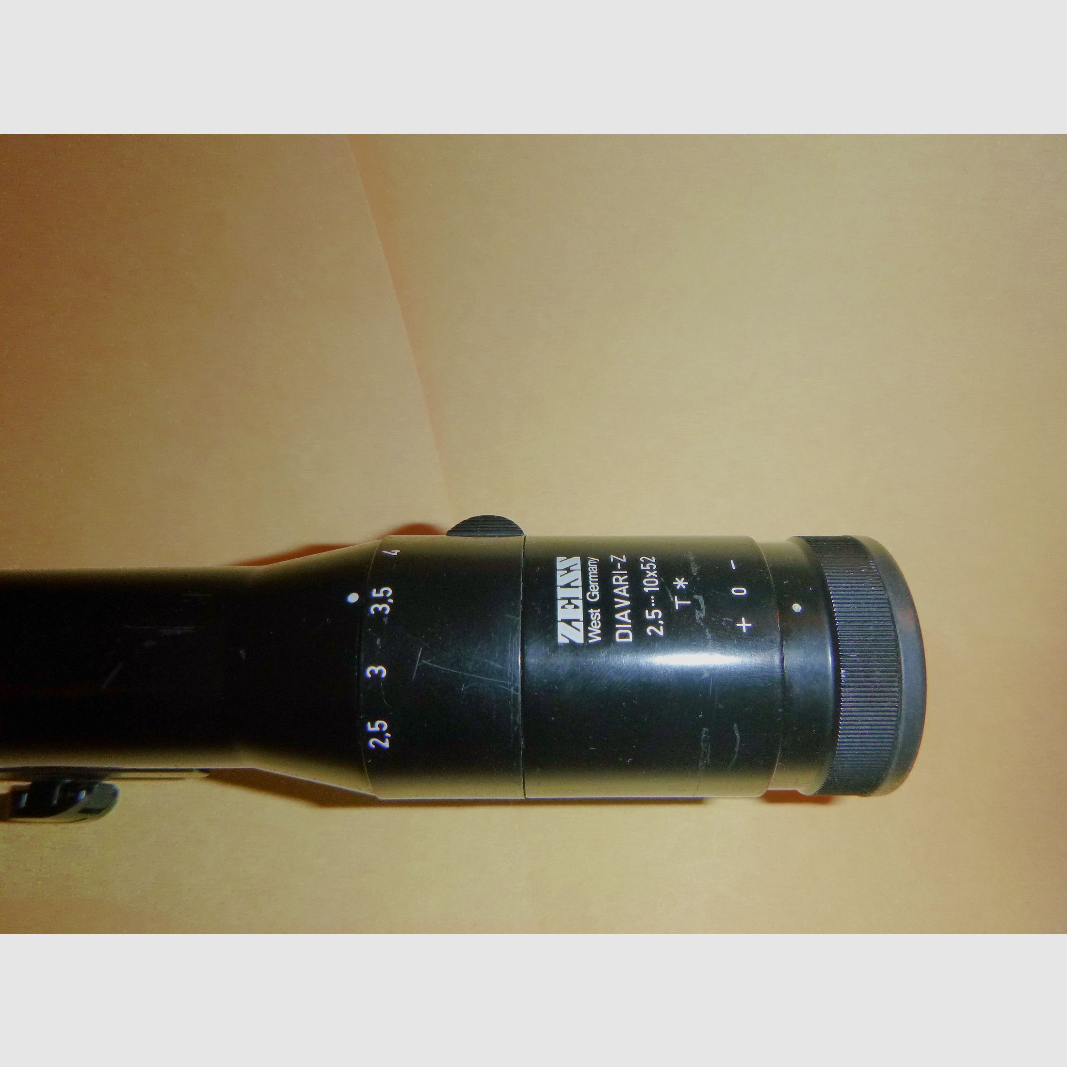 Zeiss Diavari Z 2,5-10x52 T* mit Blaser Sattelmontage
