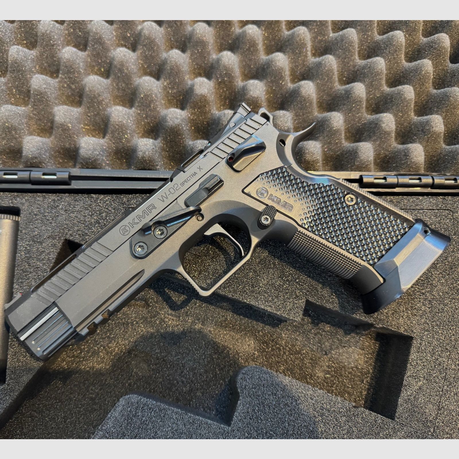 KMR W-02 SPECTRA X 9×19 OF THUMBREST, afbeelding 2 van 4