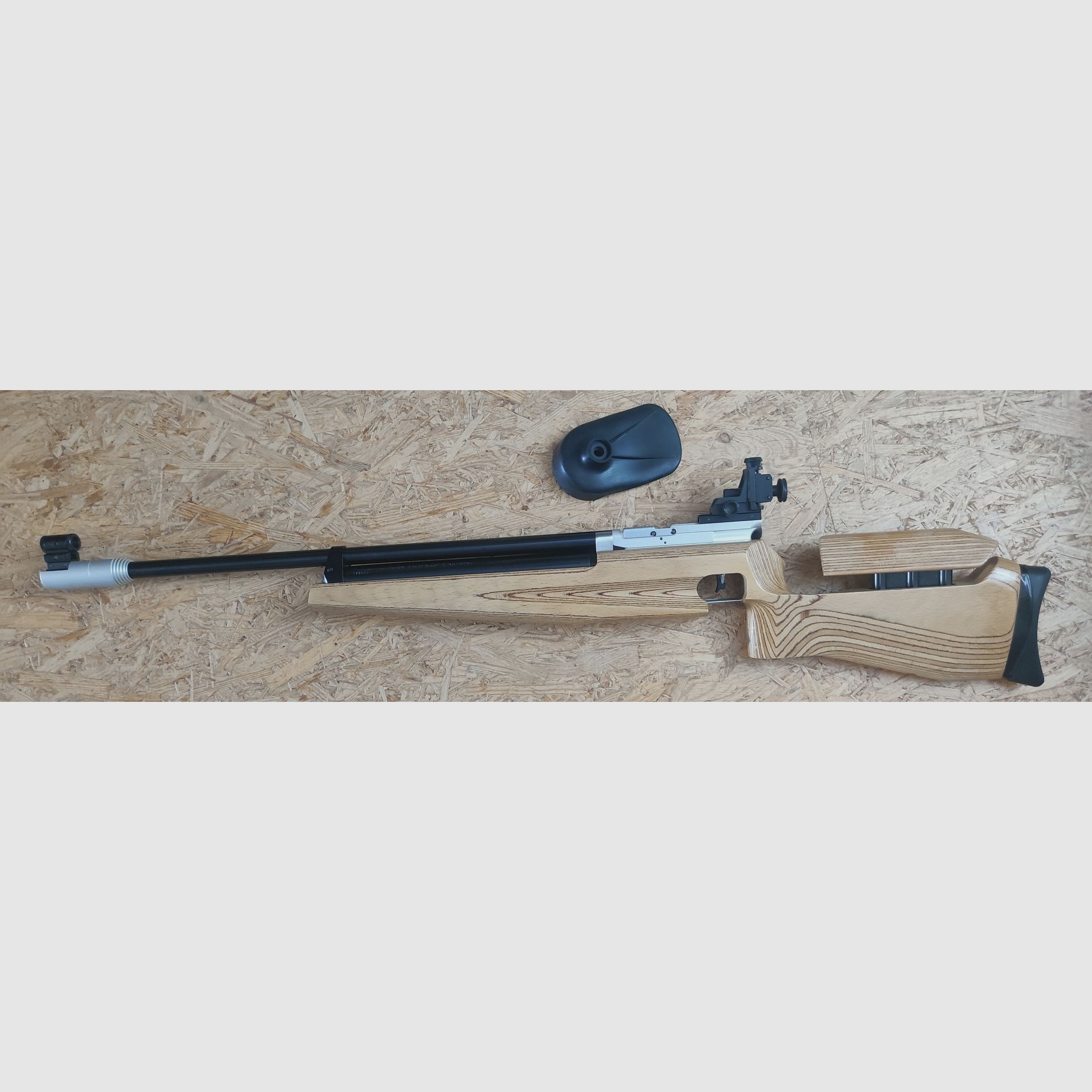 Feinwerkbau 601 Matchgewehr in der Ausführung rechts/rechts