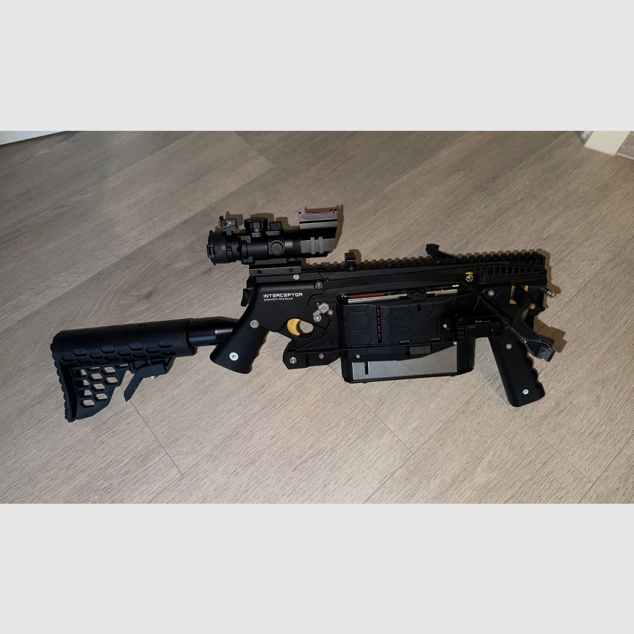 Mey Interceptor Armbrust