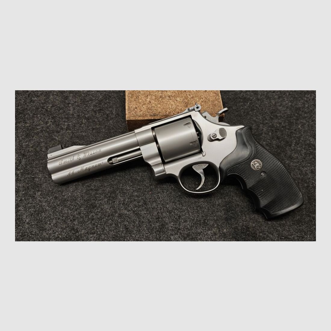 Smith & Wesson 629-4 Classic Champion