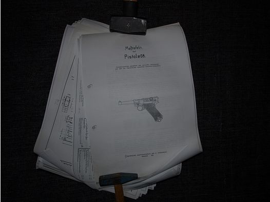 Maßtafeln zur Pistole 08