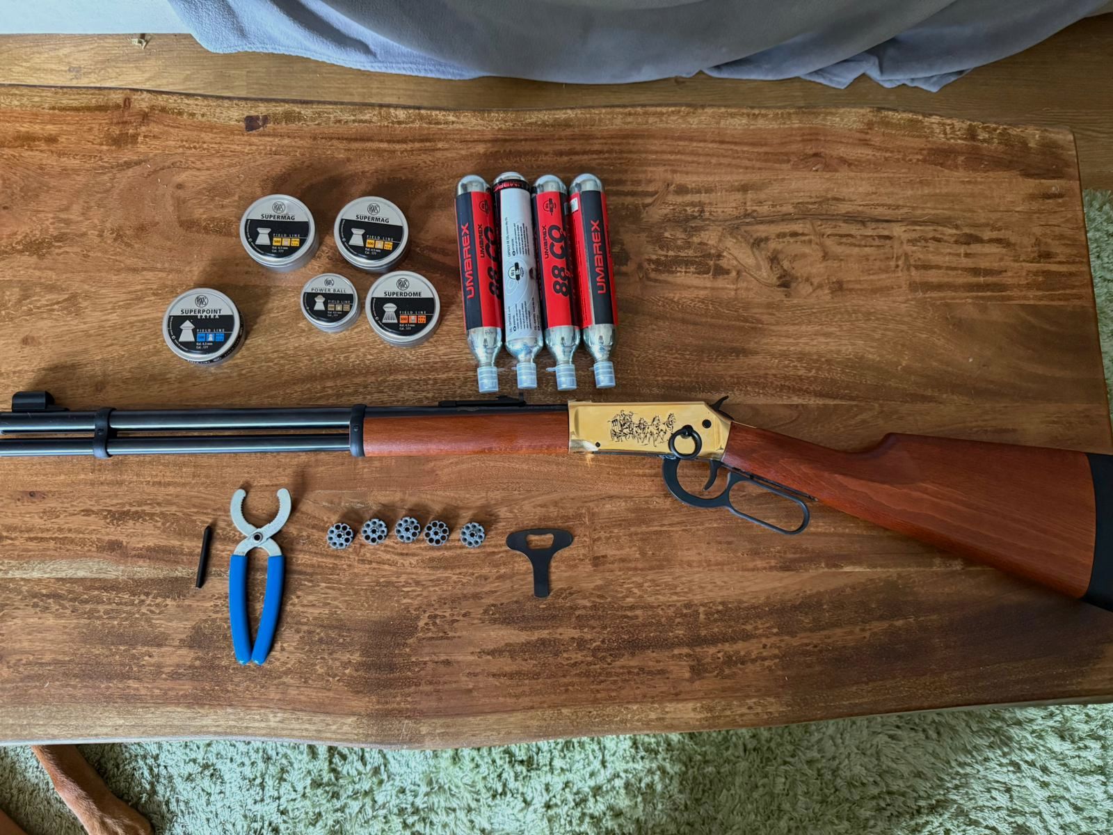Walther Lever Action Wells Fargo long 4,5 mm Diabolo CO2-Gewehr 88 Gramm Version