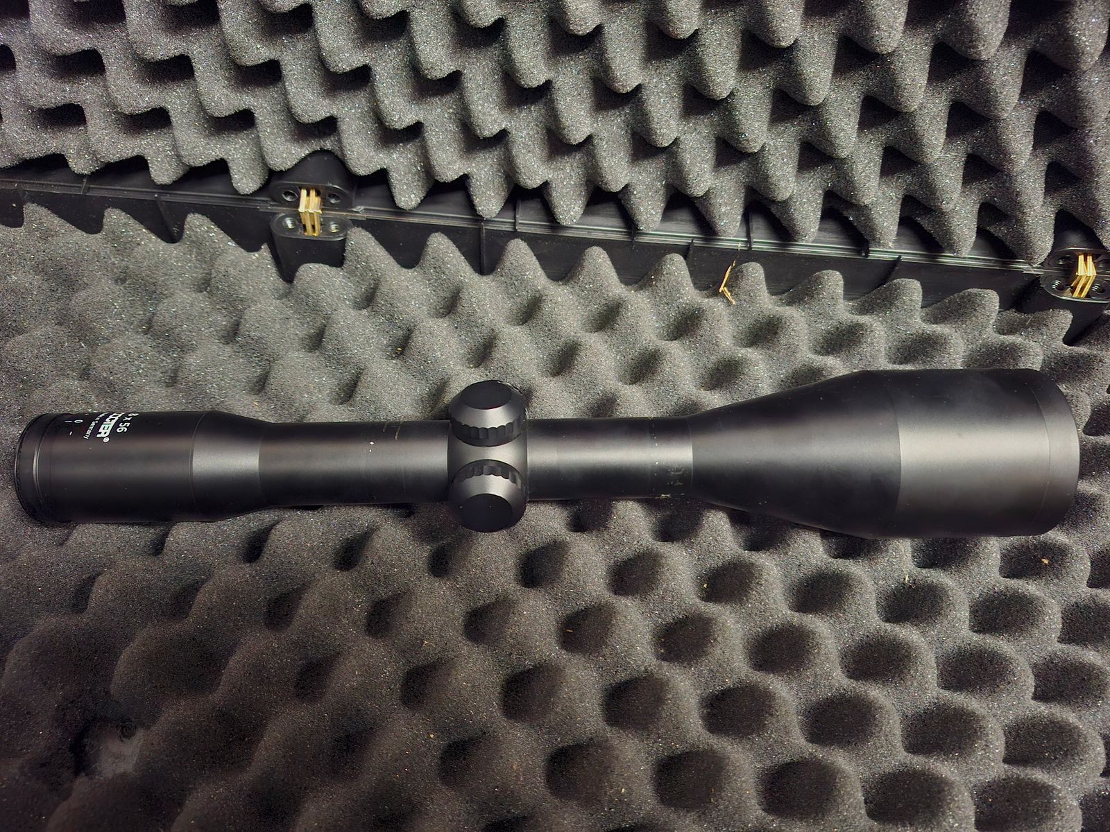 Docter Sauenglas 8x56  Zielfernrohr 