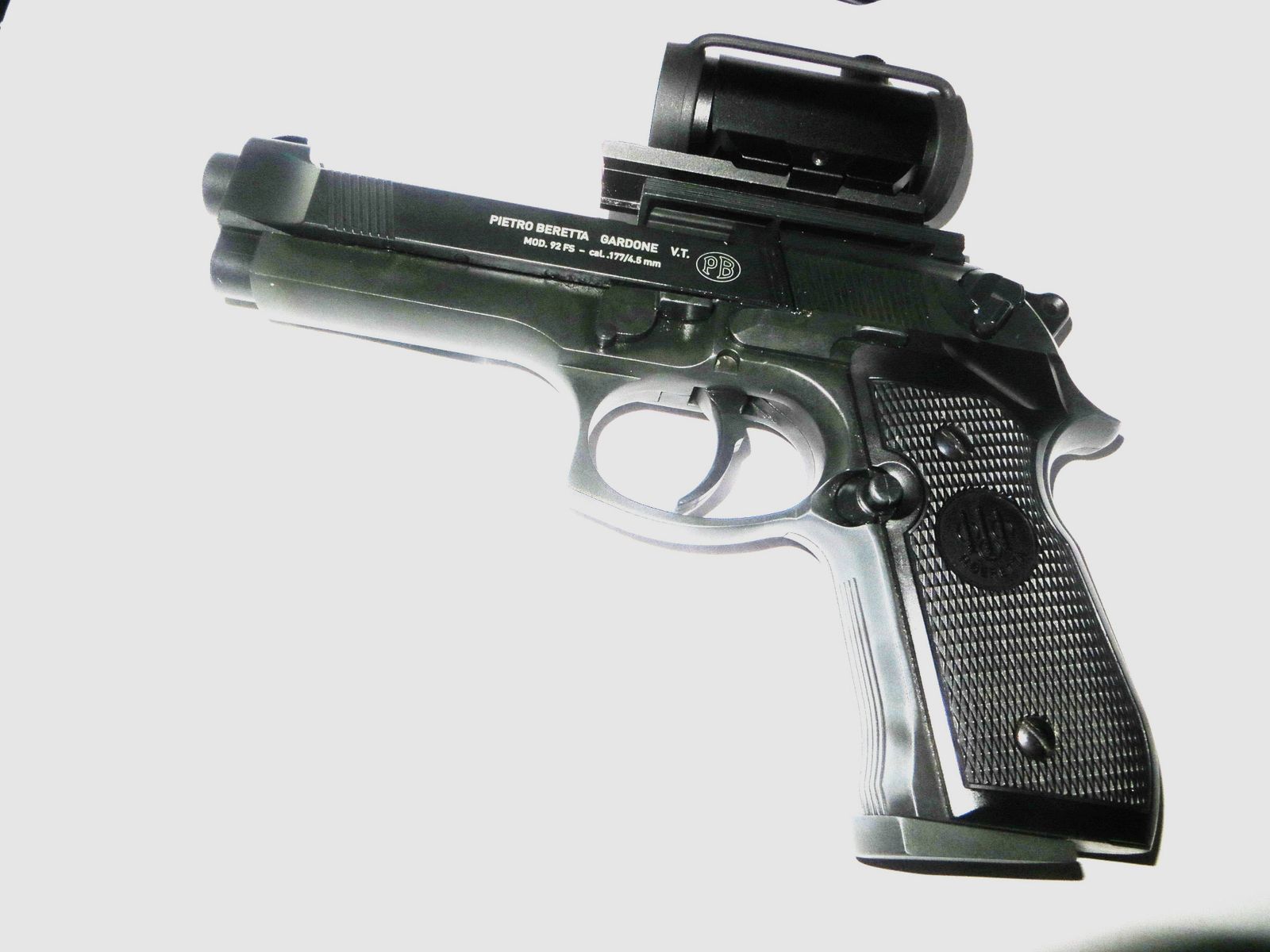 UMAREX/BERETTA 92 FS CO2 as good as new