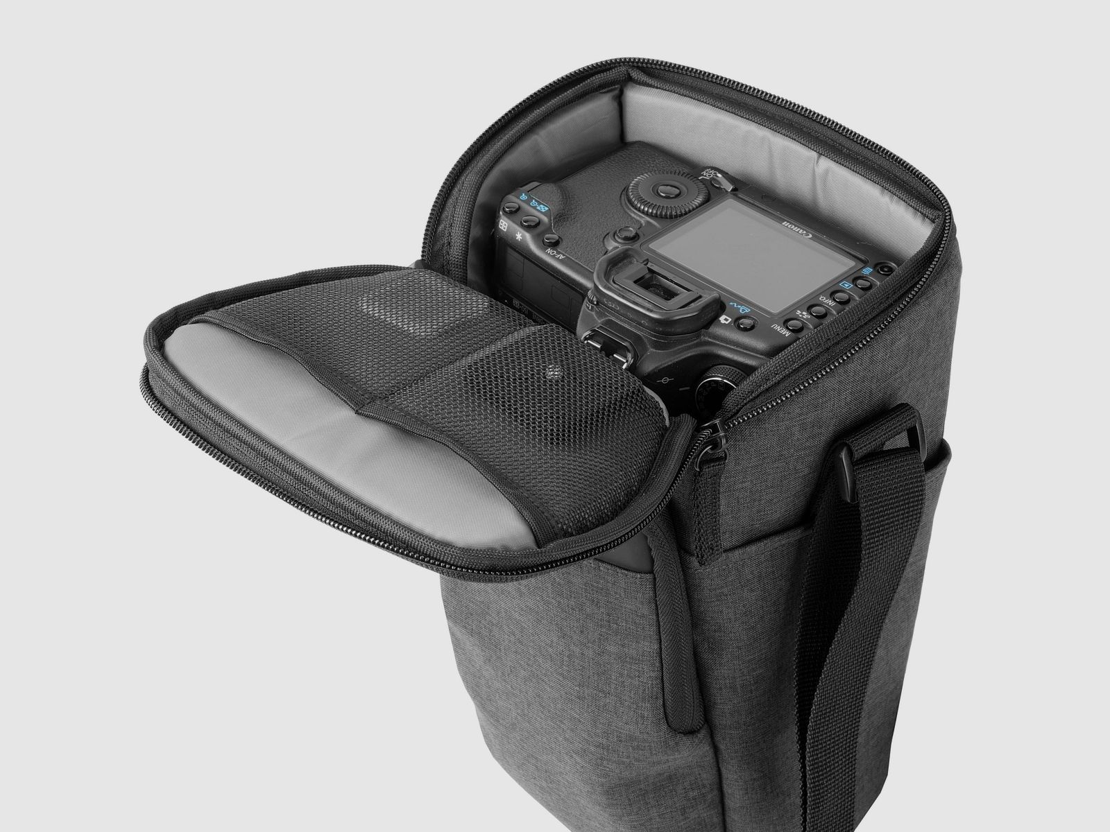 Vanguard World Vesta Aspire 16Z GY – Borsa Zoom, immagine 3 di 8