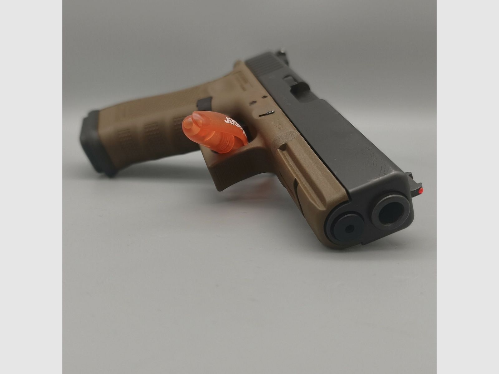 Glock 17 Gen4 Model Specjalny FDE również jako system wymienny! 9mm Luger