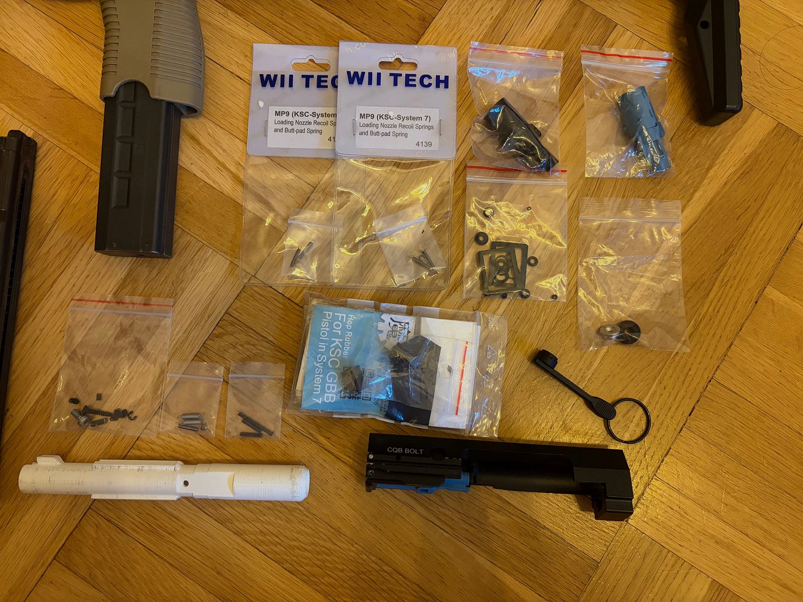 KWA B&T MP9 A1 GBB – 5 Magazine, QD Schalldämpfer, CQB-Bolt & viele Ersatzteile – VB