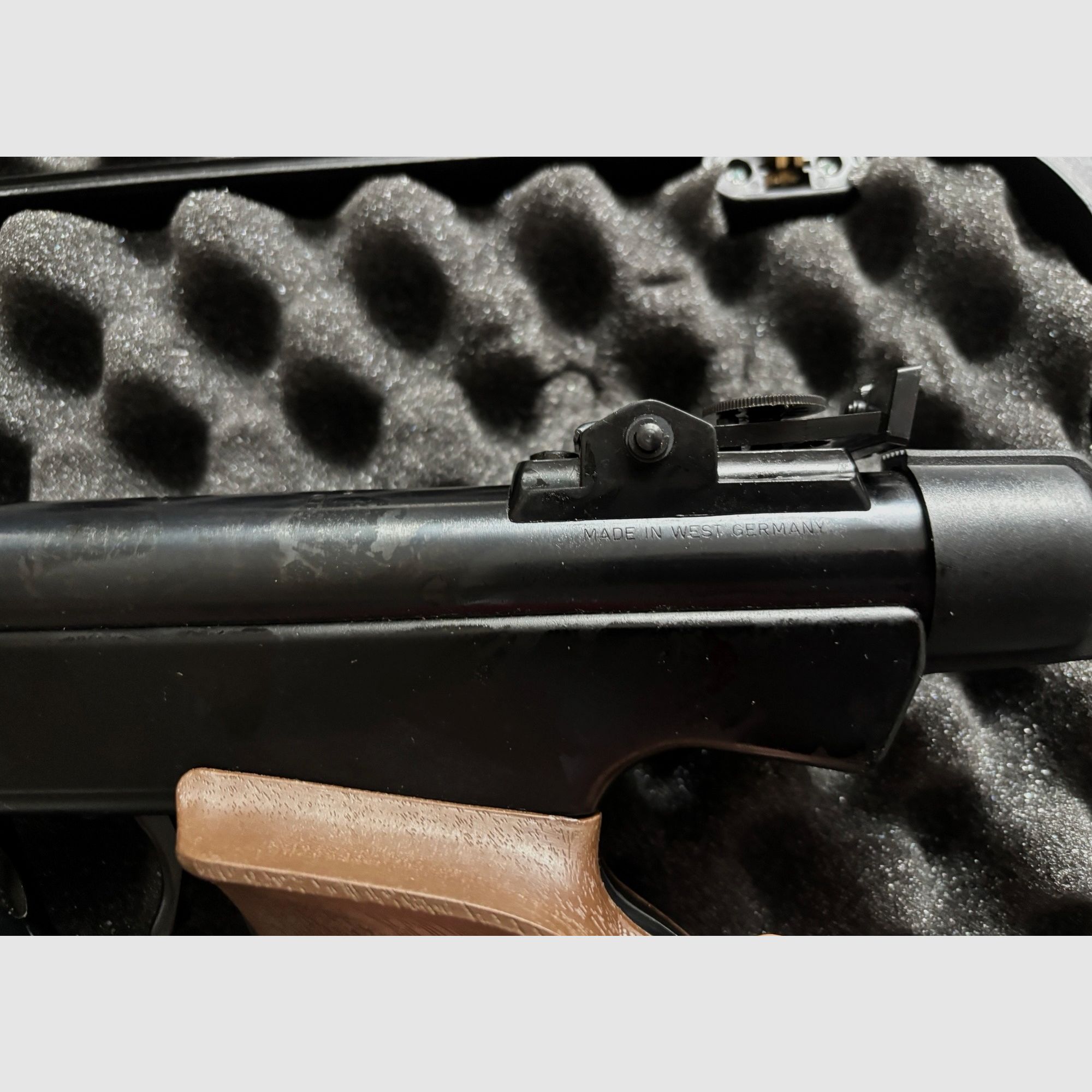 Air pistol DIANA Model 5 Cal 4.5 177 with like-new combination lock case