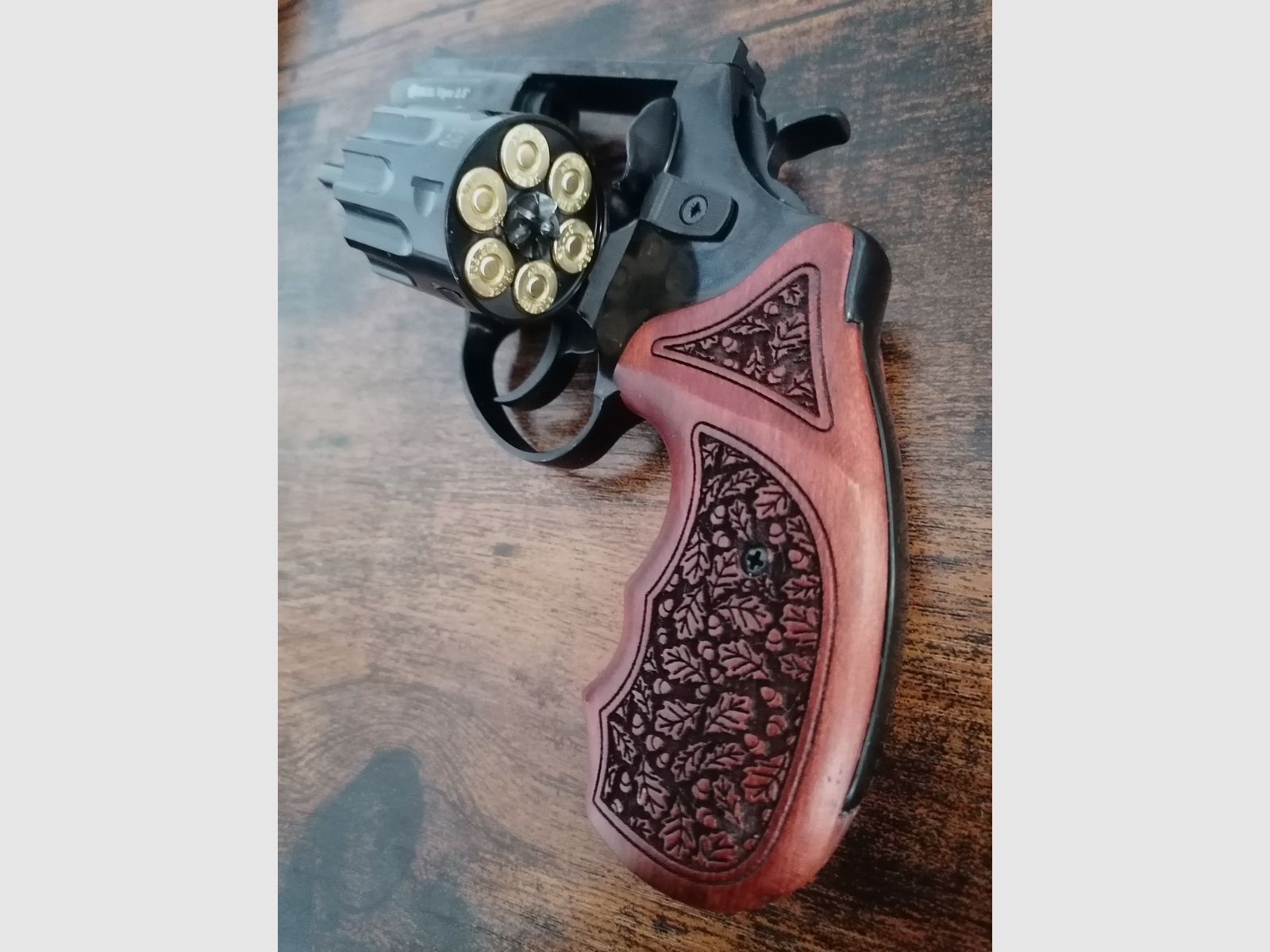 !!NEUWARE!! Ekol Viper 2,5" Gas Revolver 9mm RK Schwarz mit Echtholzgriffschalen und Koffer