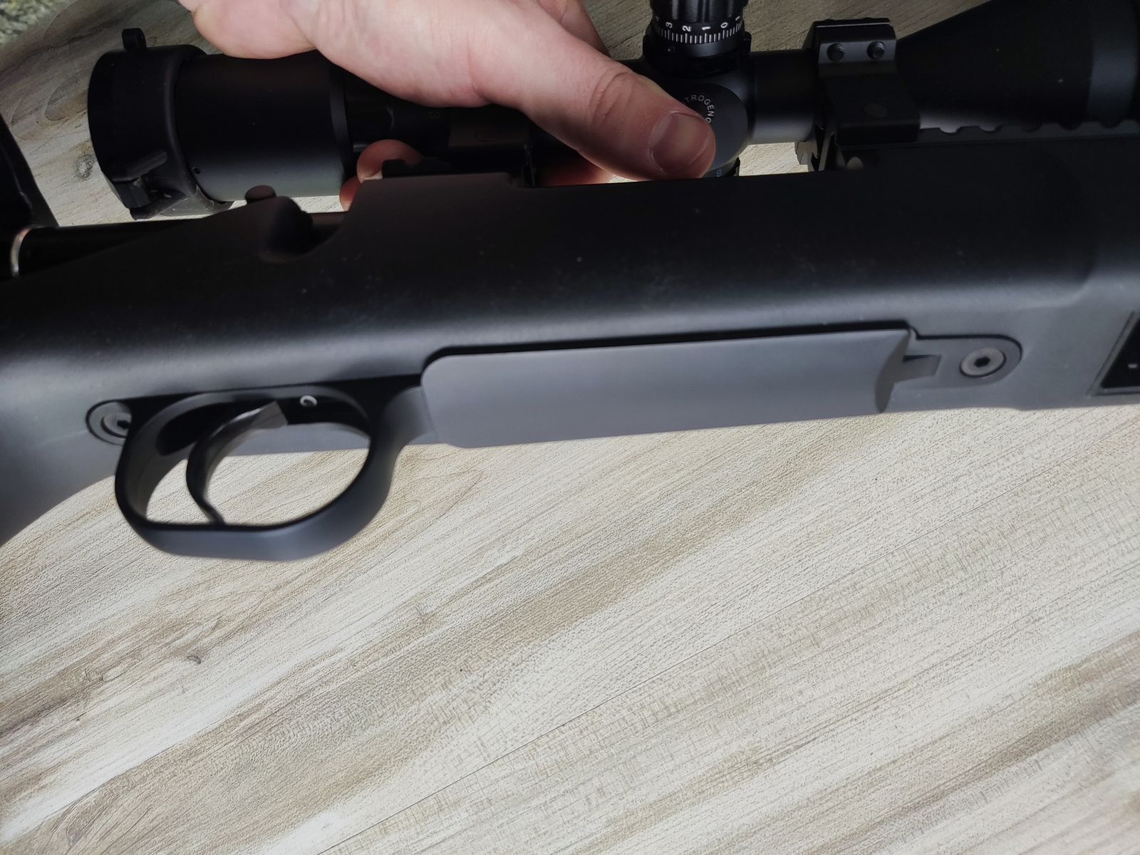 Novritsch SSG4 Gen 1 Airsoft Snajper + akcesoria