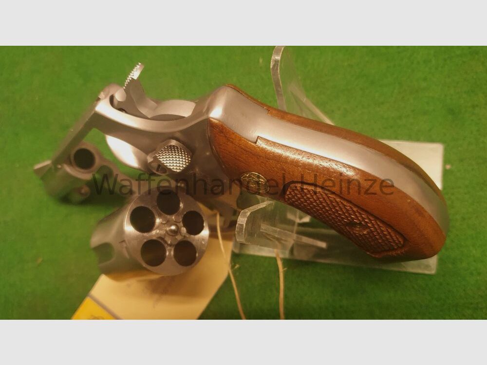 Smith & Wesson M 60 roestvrij staal