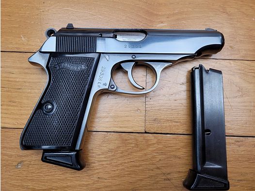Très beau pistolet Walther PP – Semi-auto en 22LR – Rare dans ce calibre – fabrication Walther Ulm – deux chargeurs – Neuf !