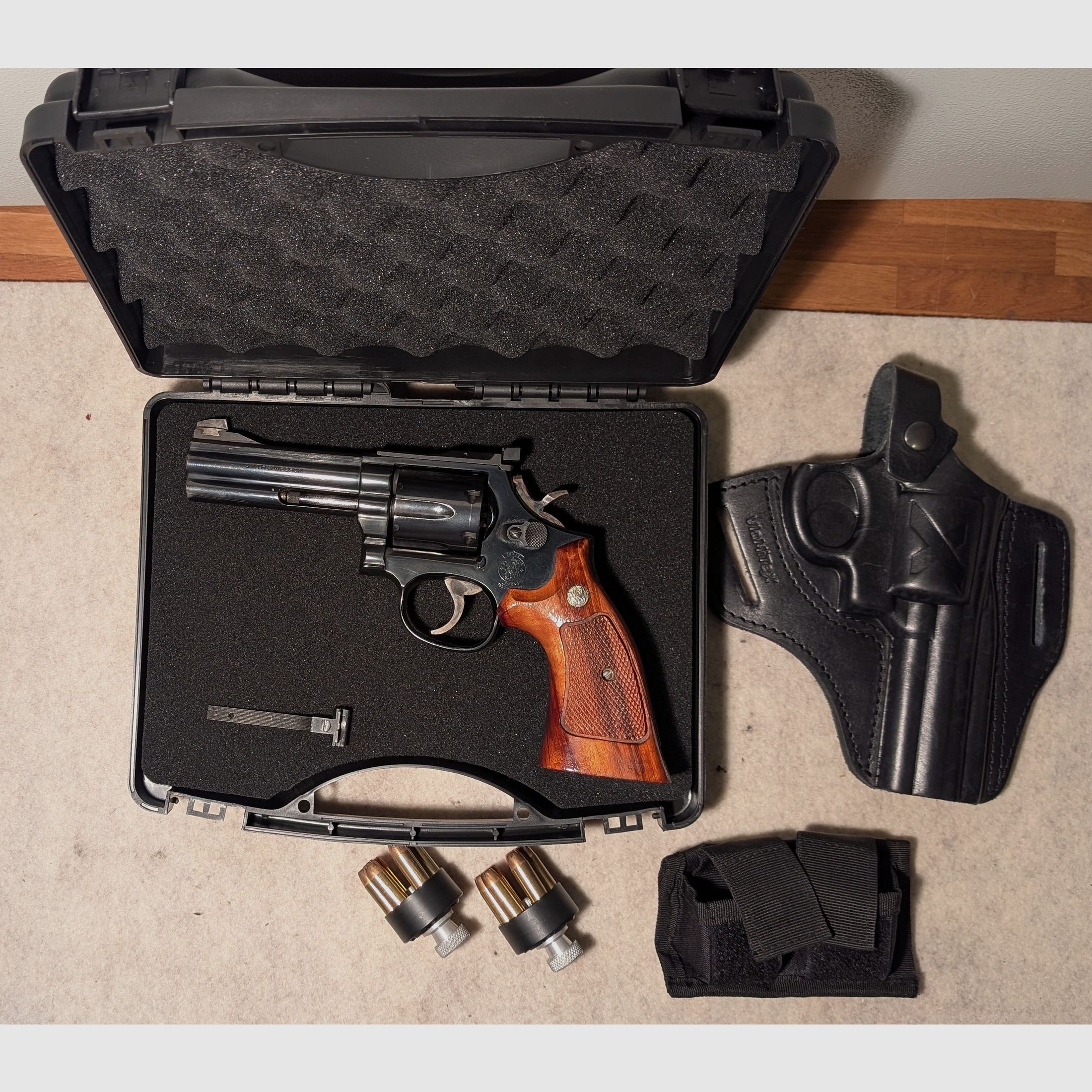 Rewolwer S&W 586 w .357 Mag
