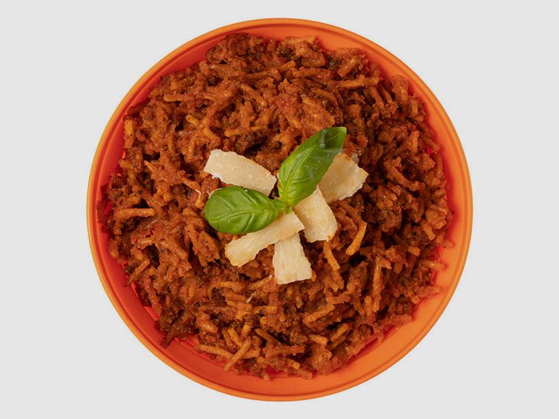 Spaghetti Bolognese (800 kcal) [Dairy Free], Bild 1 von 3