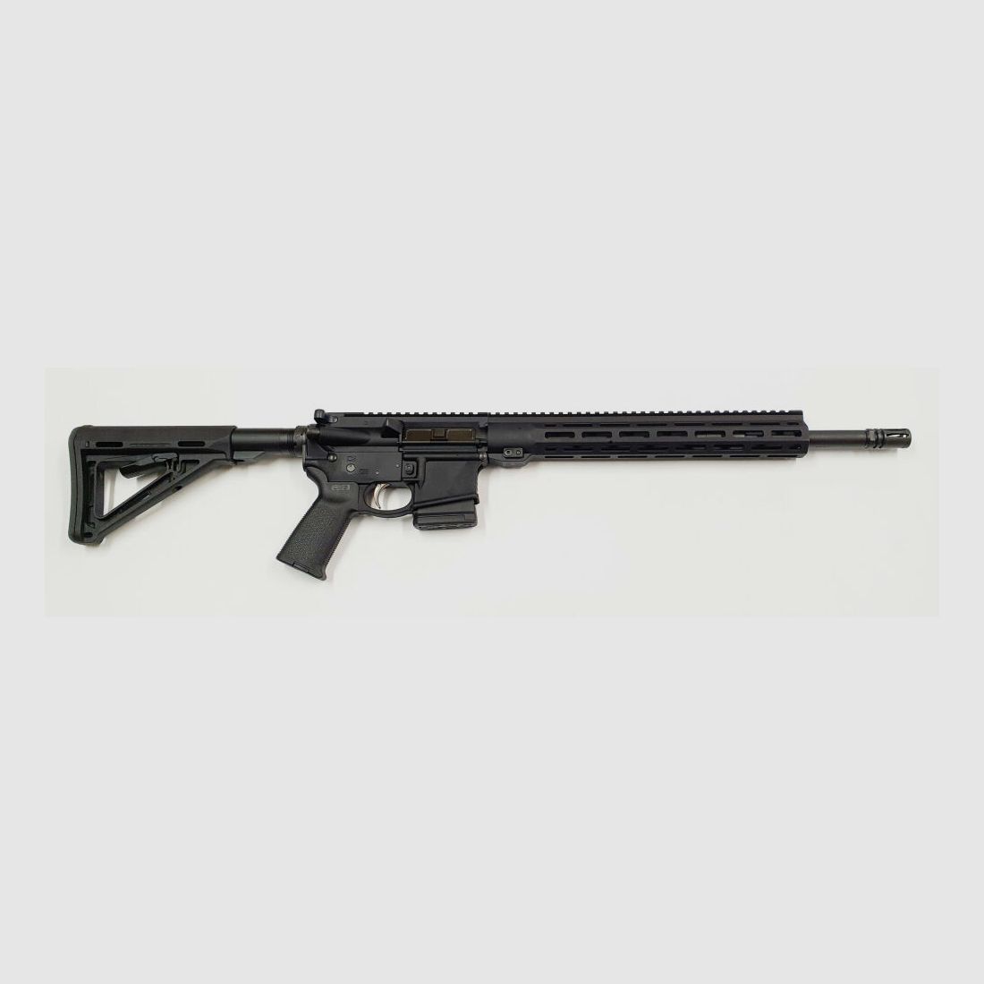 Savage Halbautomatische Büchse SAVAGE MSR15 RECON 2.0 Lauf 16,75" / 426mm .223 Rem 10Schuss Magazin