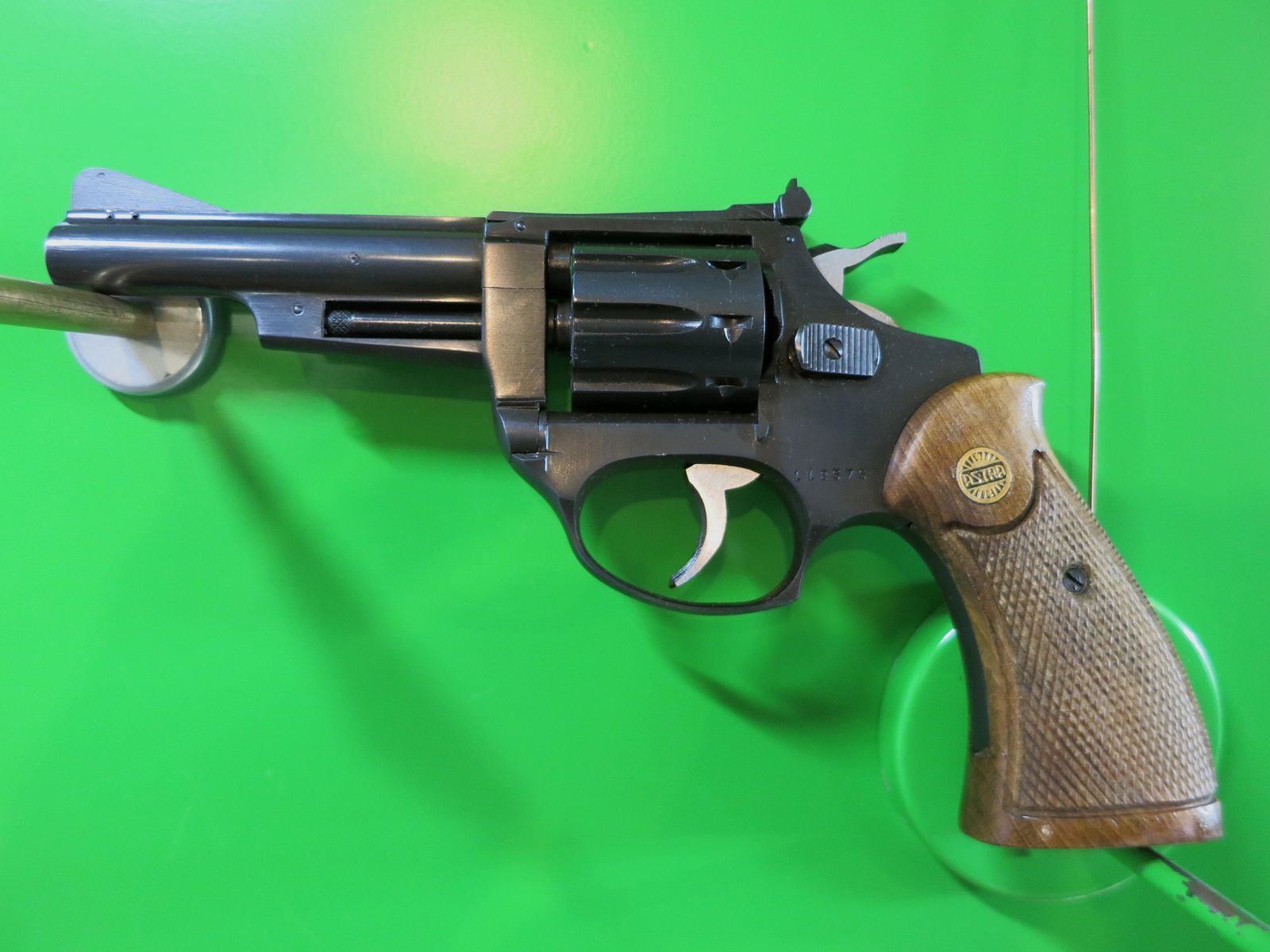 Astra Cadix, .22lr, 4" Sportrevolver     #45-