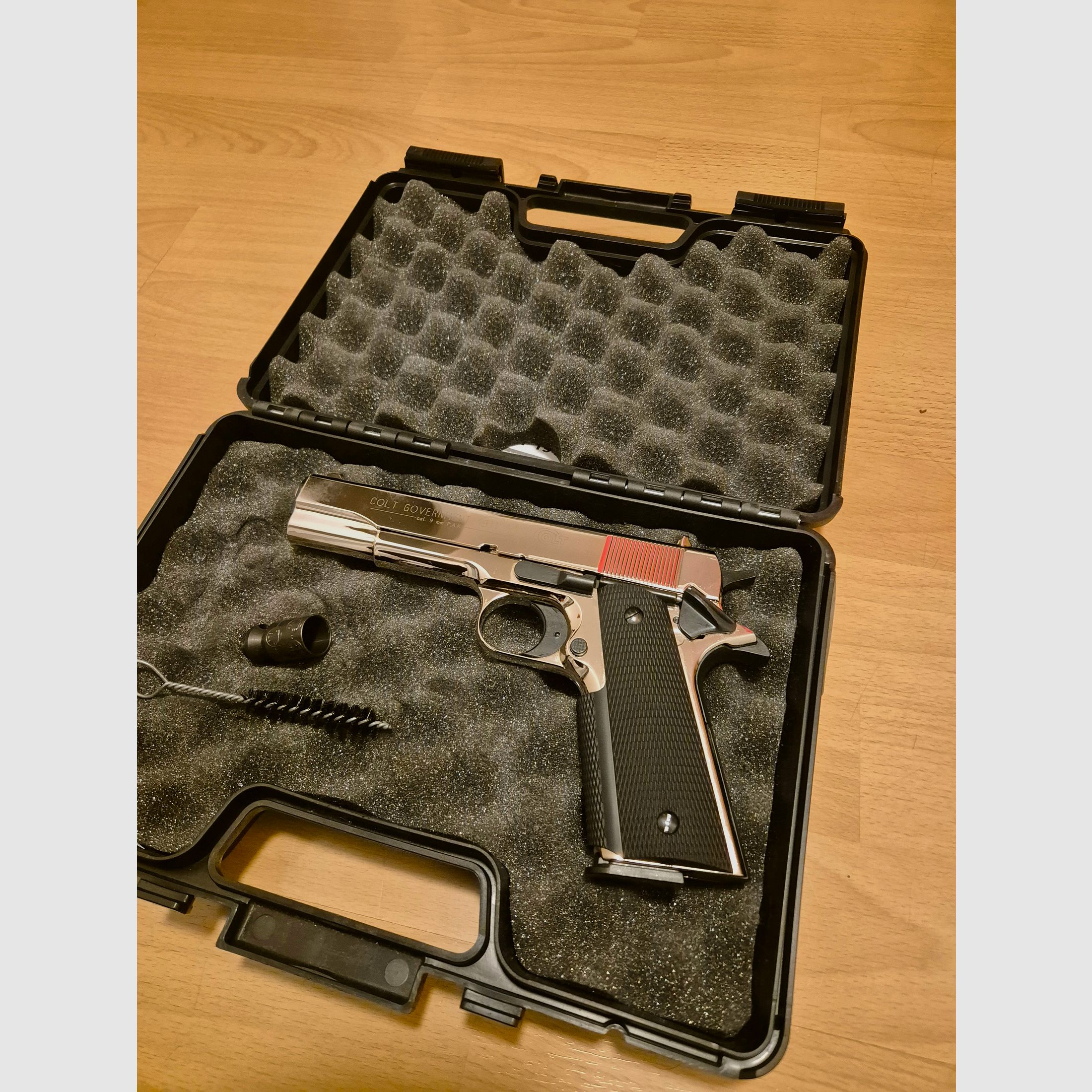 COLT GOVERNMENT 1911 9mm P.A.K. Umarex