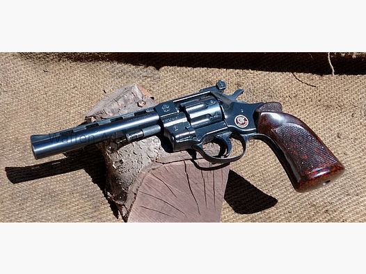 Weihrauch - F im Fünfeck Arminius HW 4/6"