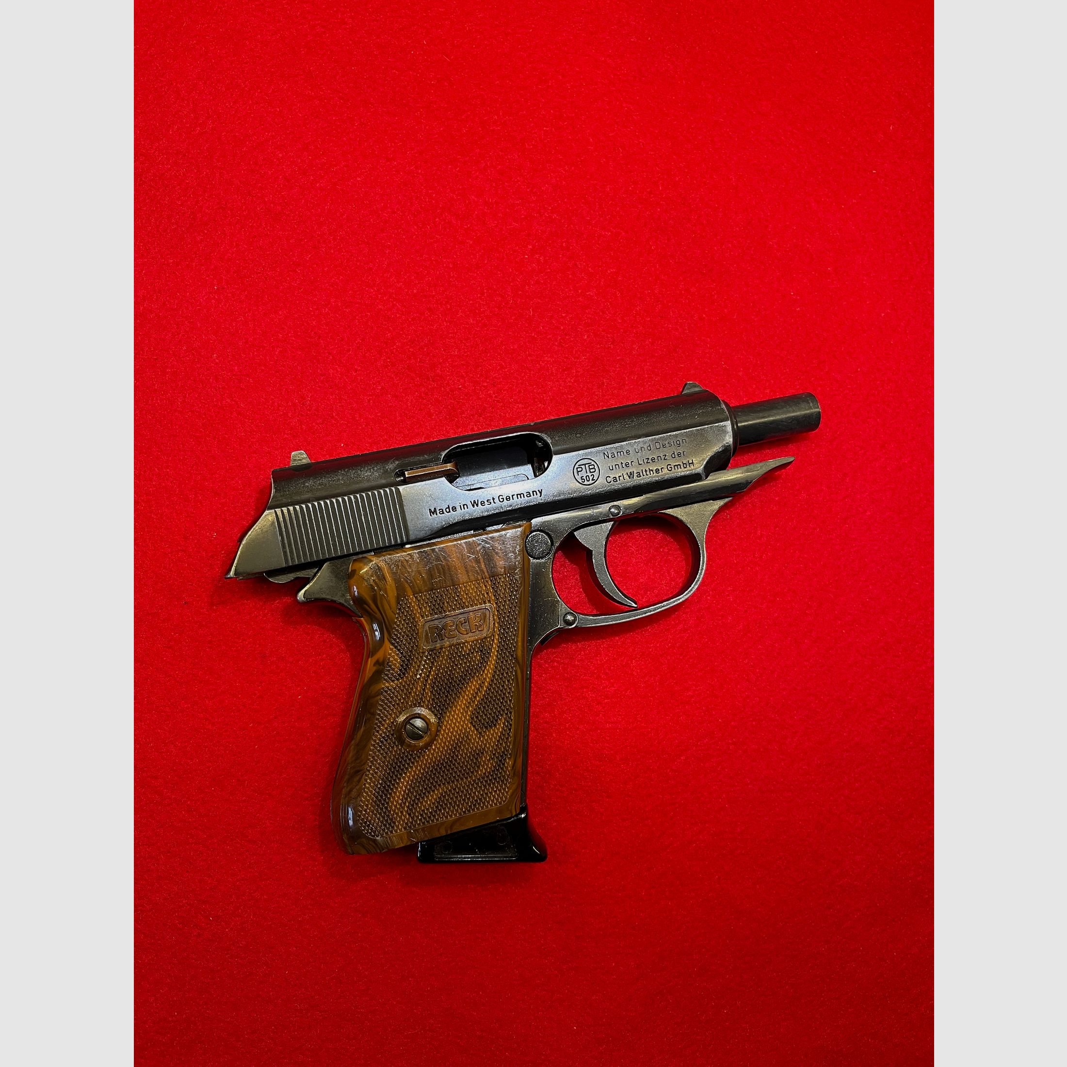 WALTHER PPK  8mm gas blank pistol