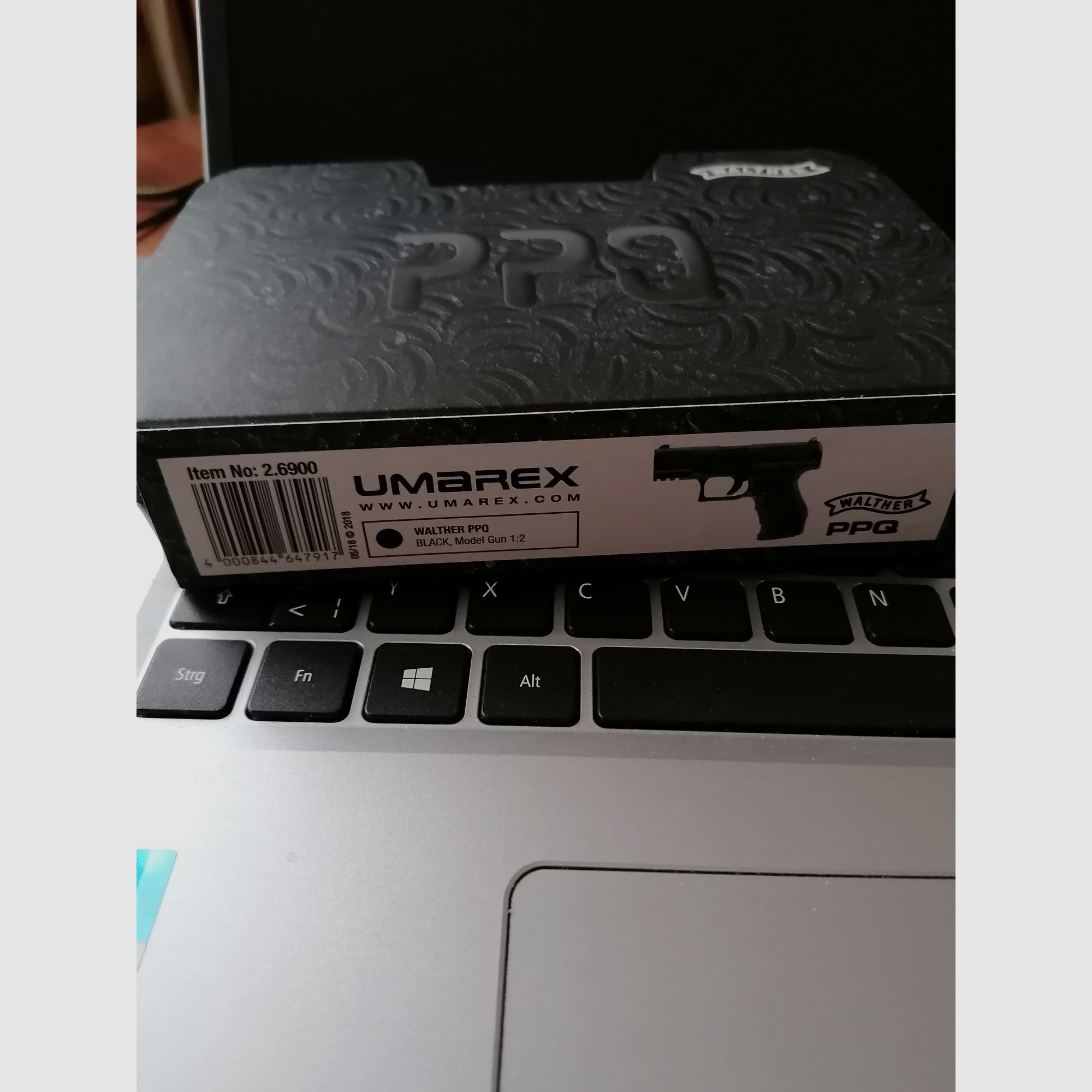 Miniature model Walther PPQ M2 - scale 1:2