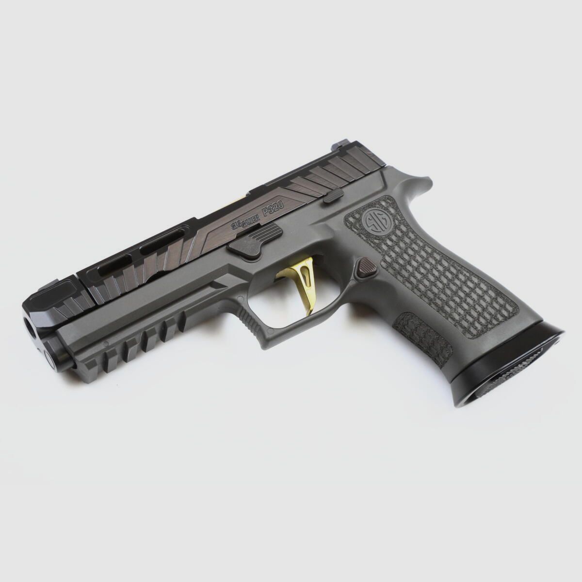 Sig Sauer P320 SPECTRE Comp. Noir/Or, image 1 sur 8