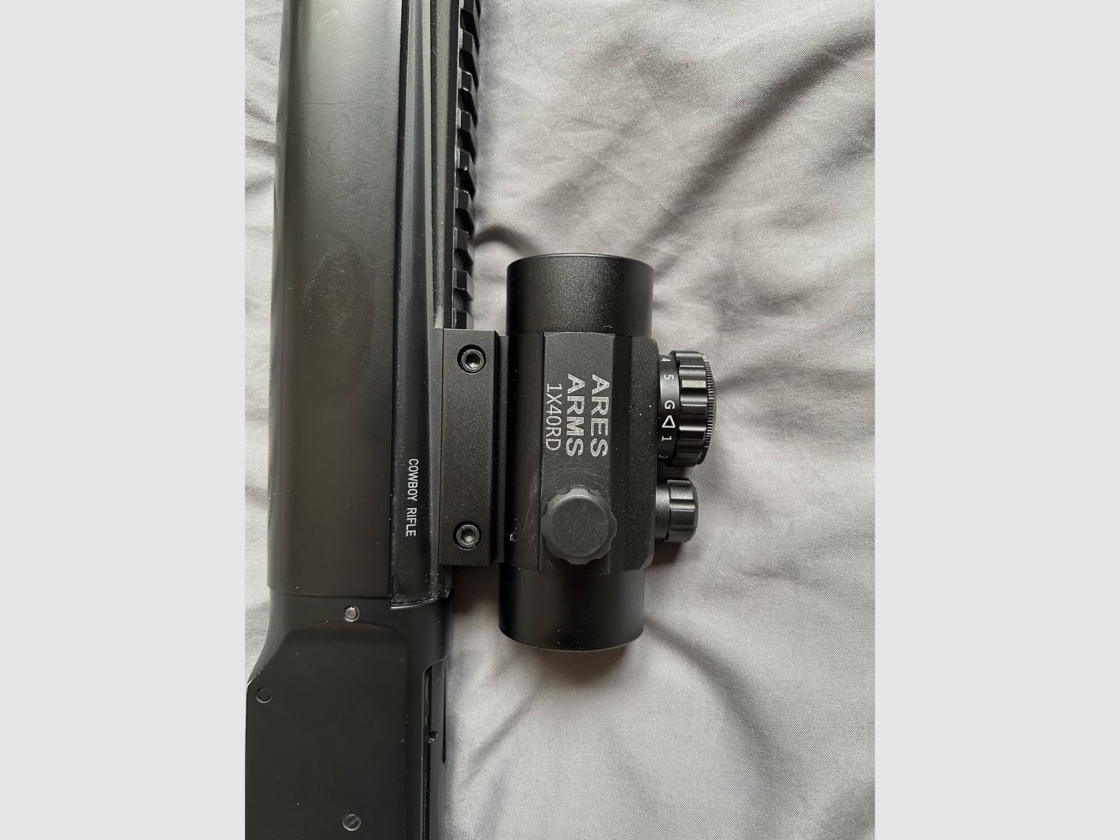 Legends Cowboy Rifle Renegade + Red Dot und Zubehör