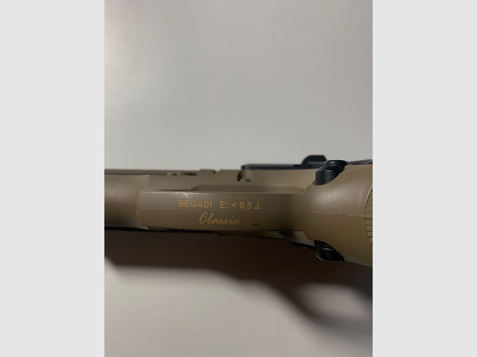 CYMA CM126 Airsoft Pistole